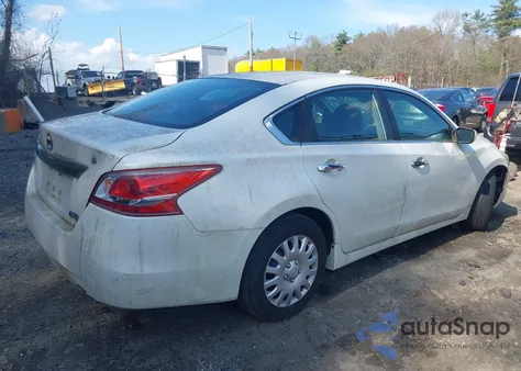 2013 Nissan Altima 2.5 S z USA, uszkodzony, nr VIN 1N4AL3AP8DN525671